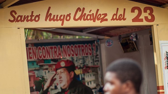 Así crece en Venezuela la devoción religiosa por Hugo Chávez