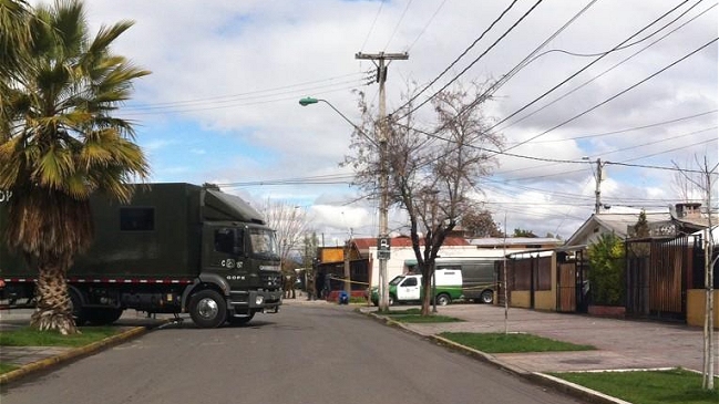 Sujeto que disparó contra Carabineros se atrincheró en su casa de La Granja