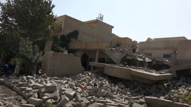 EE.UU. bombardeó posiciones yihadistas cerca de una importante presa en Irak