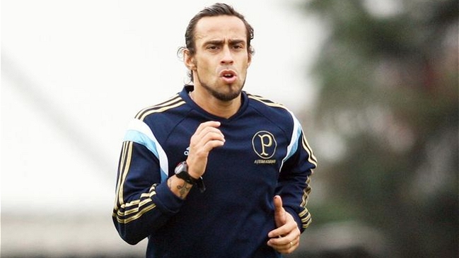 Jorge Valdivia evoluciona de su lesión y puede volver a las canchas en 10 días