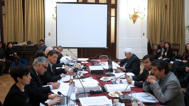 Reforma tributaria fue despachada por Comisión y enfrentará último trámite