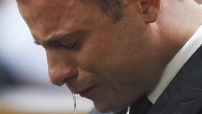 Según la jueza, Oscar Pistorius eligió disparar cuando pudo haber pedido ayuda