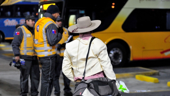 Fiestas Patrias: Diferencias de hasta 144 por ciento en precios de pasajes de buses