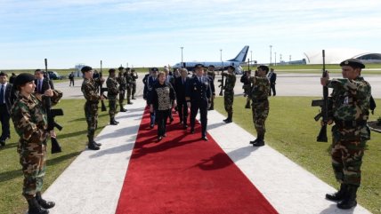 Bachelet viajó a Uruguay y se reunirá con Mujica  