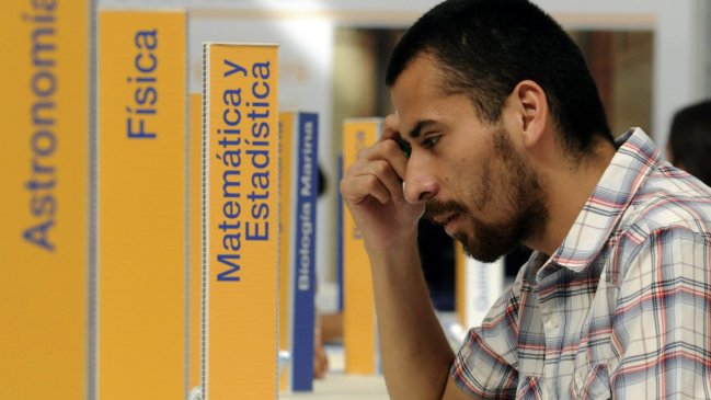 Éstas son las 10 carreras universitarias más demandadas en Chile