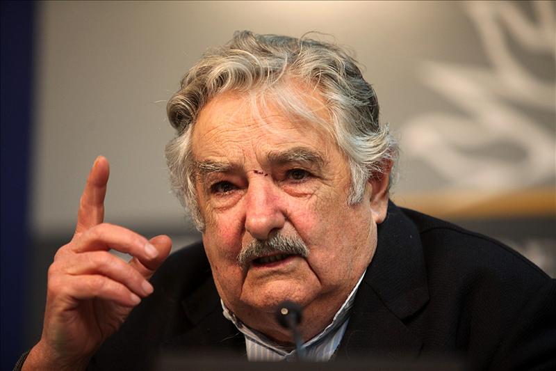 José Mujica hizo llamado 