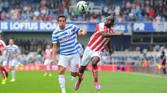 Mauricio Isla y Eduardo Vargas fueron titulares en agónico empate de Queens Park Rangers