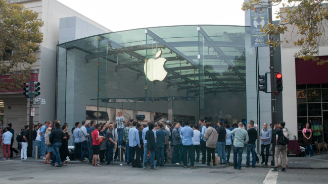 Usuarios frustrados con Apple en el debut del iPhone 6