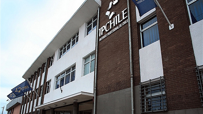 CNA investigará acreditación de Kinesiología de IPChile