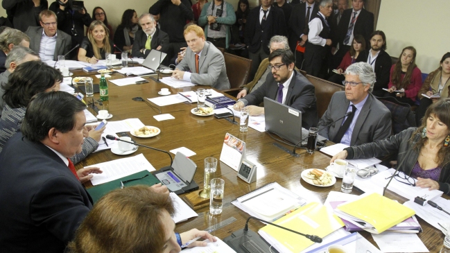 Polémica generó indicación que plantea cárcel para quienes lucren en educación