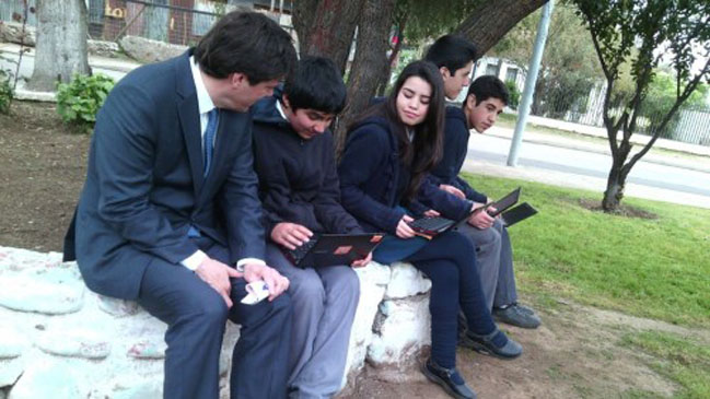 A fines de 2015 habrá puntos de conexión WiFi gratis en todo Chile