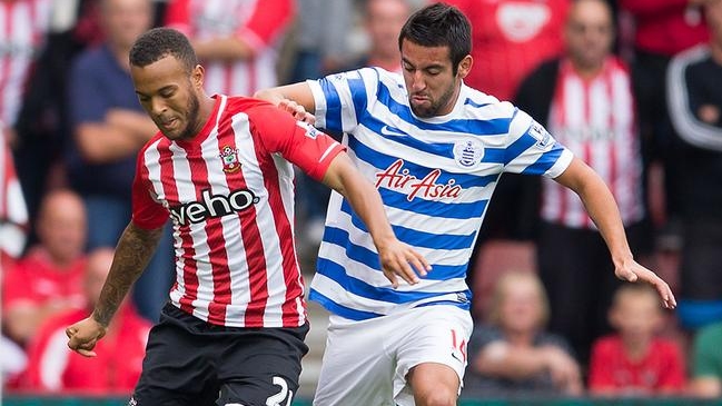 Eduardo Vargas y Mauricio Isla actuaron en un nuevo revés con Queens Park Rangers en la Liga Premier inglesa