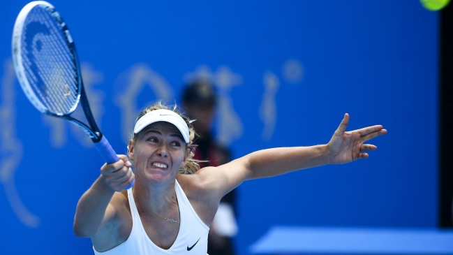 Maria Sharapova ganó con comodidad en su estreno en Beijing