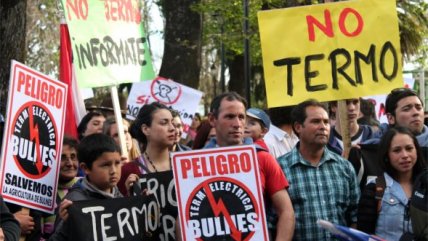   Vecinos de Bulnes protestaron en contra de termoeléctricas 