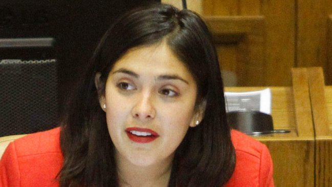 U. Arcis: Diputado UDI pidió a Comisión de Ética que inhabilite a Karol Cariola