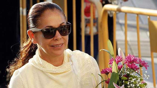 Fanáticos reúnen dinero para evitar que Isabel Pantoja vaya a la cárcel