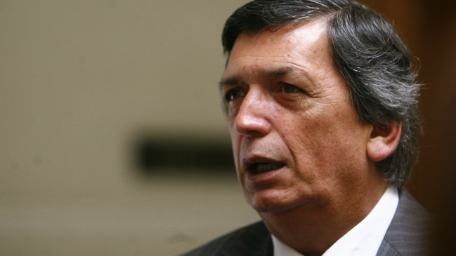 Diputado Carmona dice que Moreira 