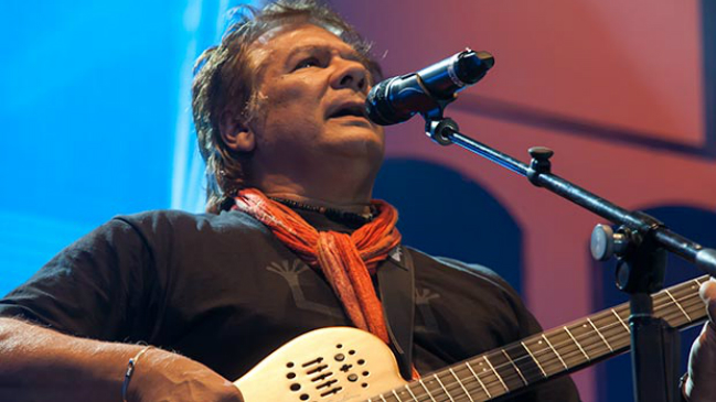 El cantante argentino Víctor Heredia salió ileso de accidente de tránsito