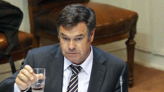 Ossandón justificó voltereta en discusión del Acuerdo de Vida en Pareja