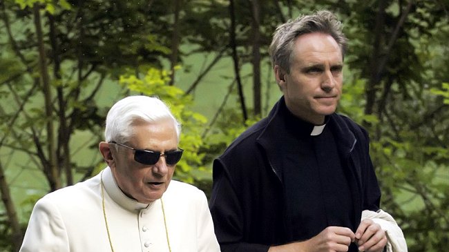 Secretario de Benedicto XVI reconoce que su 