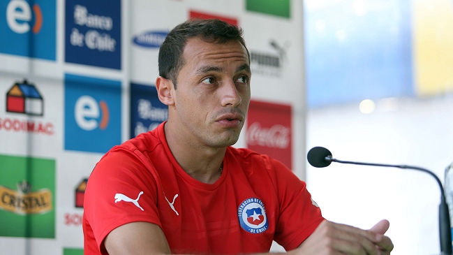Marcelo Díaz: A los peruanos hay que decirles que para nosotros sí es un amistoso