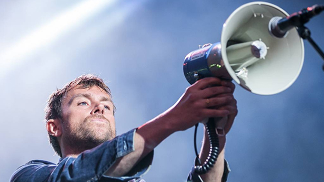 Damon Albarn y su show en el Teatro Caupolicán: solidez ante todo