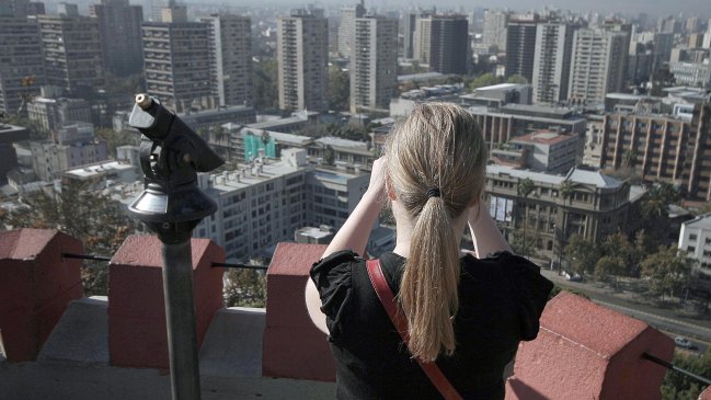 Polémica por posible cambio de nombre al cerro Santa Lucía
