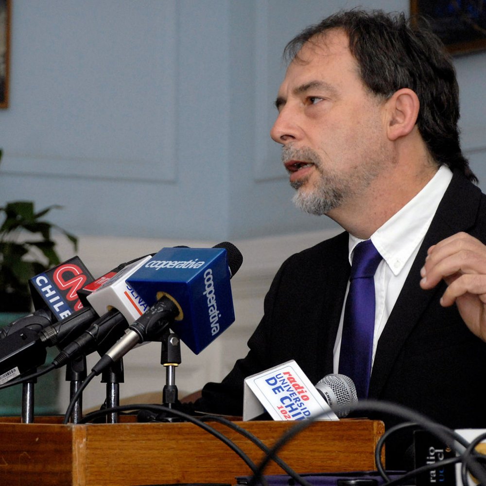 Guido Girardi acusó lobby del sector privado para frenar etiquetado de alimentos