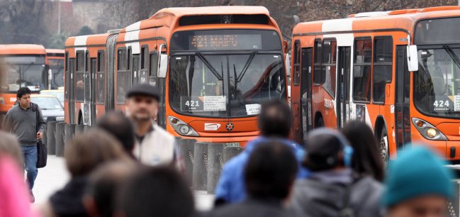 Estudio internacional: Transporte público de Santiago es el mejor de Latinoamérica
