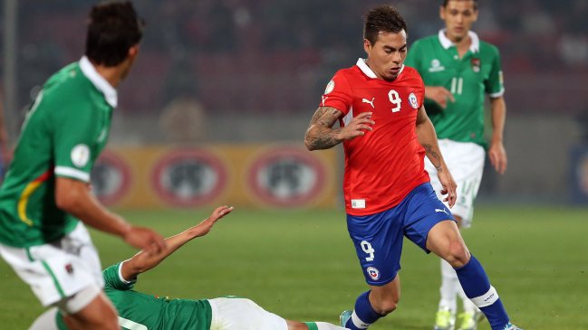 La selección chilena enfrenta a Bolivia preparándose para la Copa América 2015