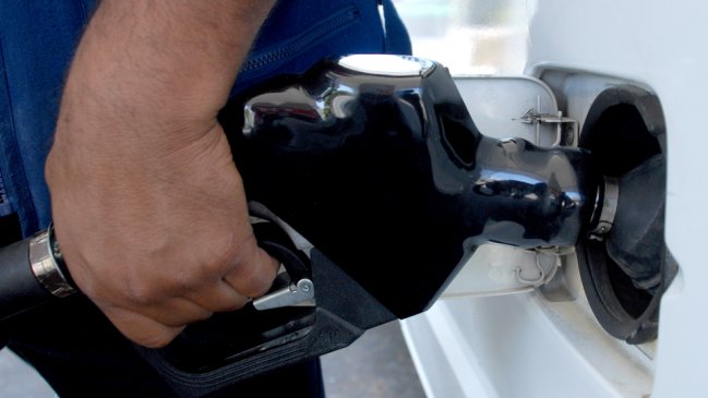 Gasolina de 97 octanos subirá ocho pesos este jueves