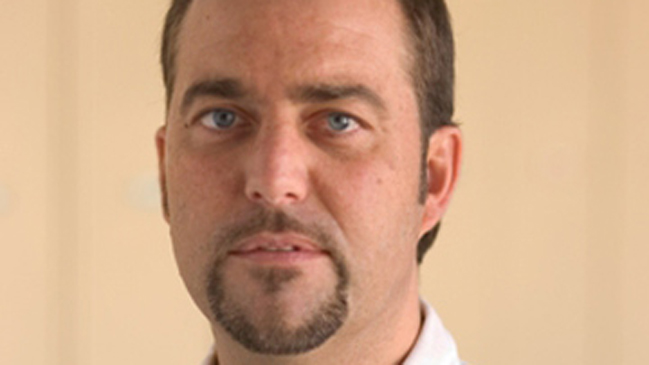 Canal 13 pidió renuncia al director general del Area de Ficción