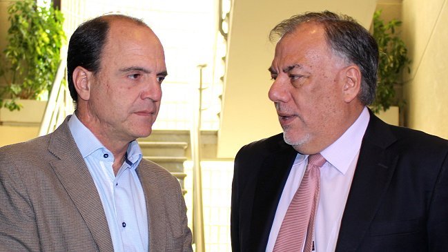 PS y RN piden que Gobierno convoque acuerdo por transparencia del financiamiento