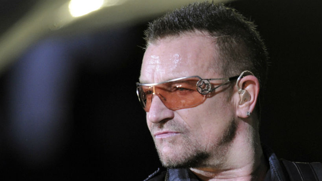 Bono revela que sus gafas oscuras se deben a que sufre glaucoma