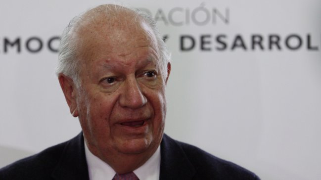 Lagos respaldó llamar a consulta a embajador en Uruguay