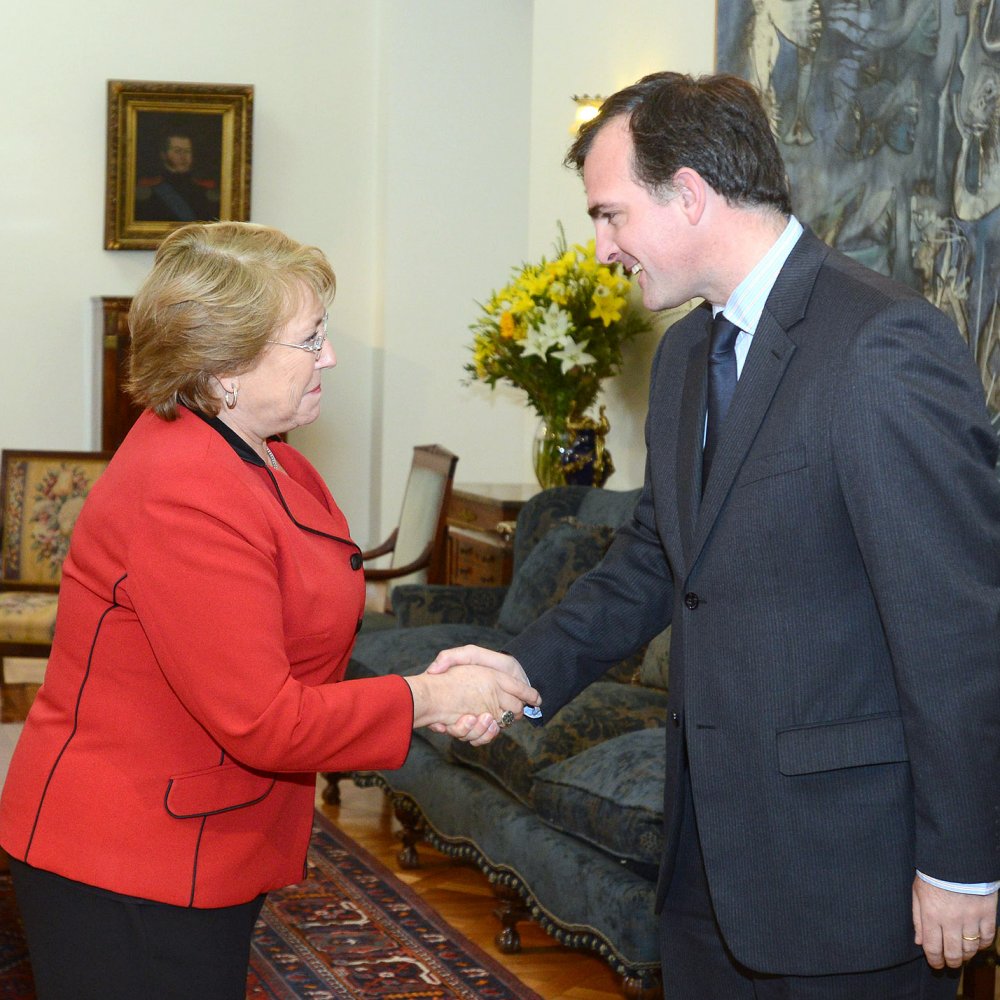 UDI enviará cuestionario a Presidenta Bachelet por gastos de su campaña