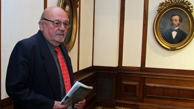 Comisión de RR.EE. espera que embajador y canciller participen en sesión sobre la polémica