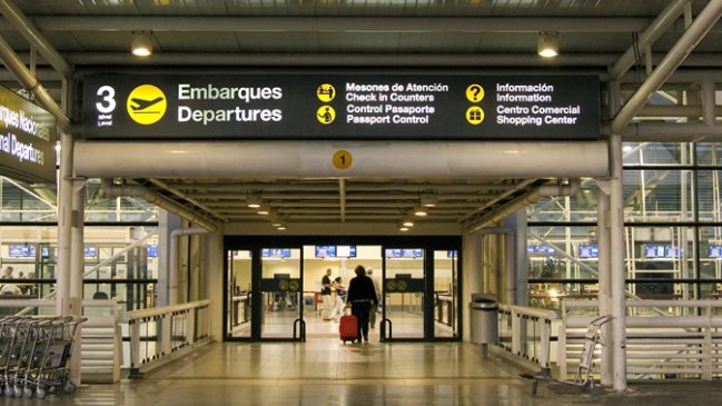 Antofagasta, Concepción y Copiapó tienen los taxis de aeropuertos más caros de Chile