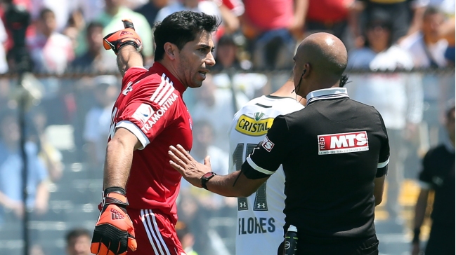 Johnny Herrera se descargó y habló contra Osorio, Flores y el Monumental