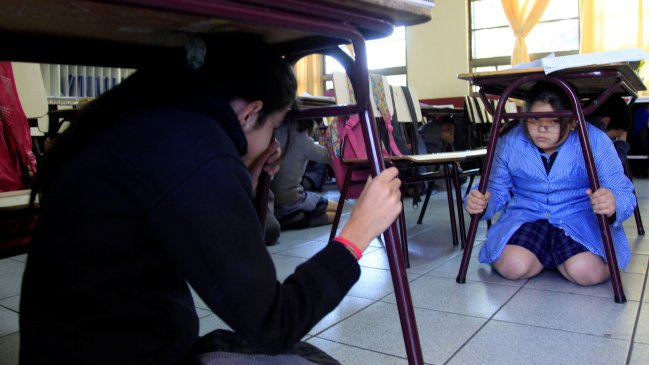 Así será el simulacro de terremoto 8,8 Richter en establecimientos educacionales de Santiago