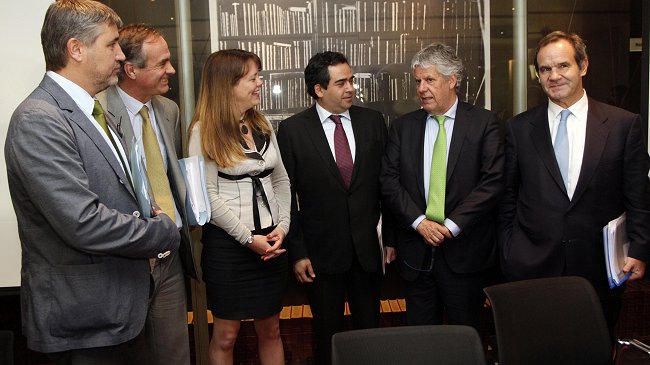 Reforma educacional: Alianza endurece sus críticas en el Senado