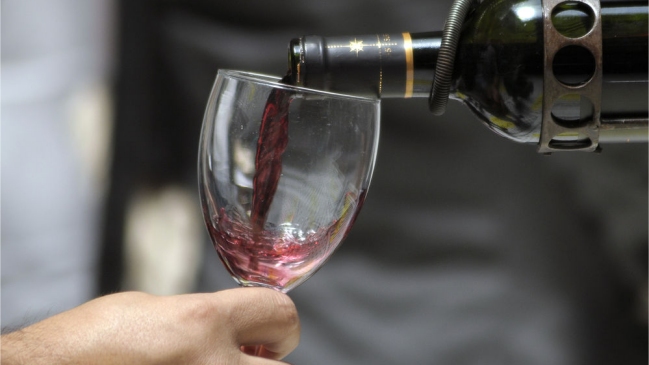 Chile cayó al octavo lugar en ránking mundial de producción de vino en 2014