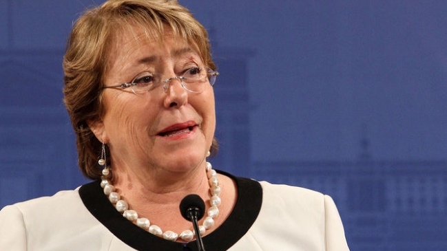 Bachelet le quitó el piso a la penalización con cárcel del lucro