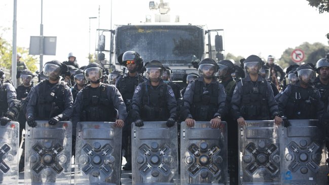 Policía israelí propuso castigar a padres de los menores que participen en protestas