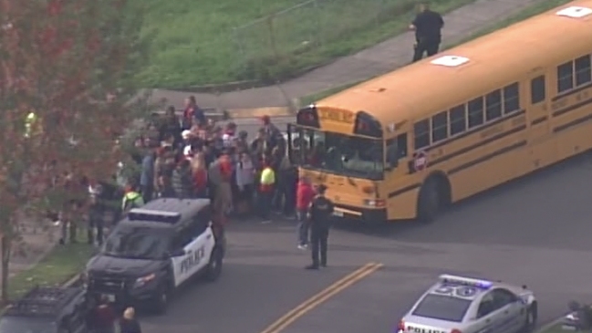 Tiroteo se registró en escuela secundaria en el norte de Seattle