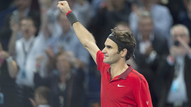Roger Federer se deshizo de Ivo Karlovic para pasar a la final en Basilea