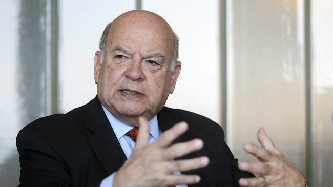 José Miguel Insulza: Venezuela está dividida en dos mitades