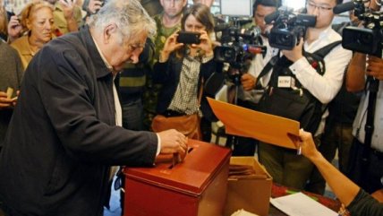 José Mujica y Tabaré Vázquez emitieron su voto