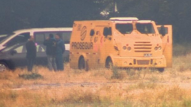 Delincuentes robaron millonario botín desde camión de valores en San Bernardo