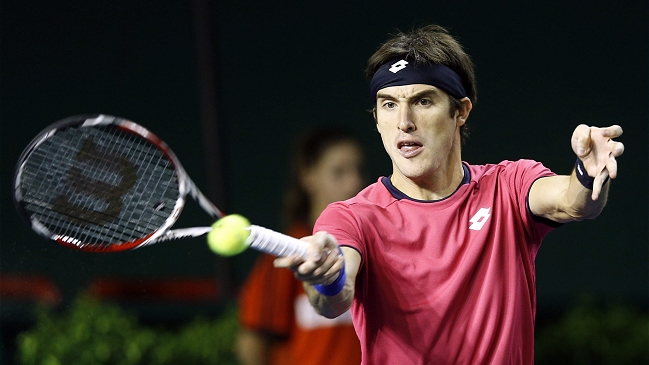 Pablo Cuevas se quedó con duelo sudamericano en Paris-Bercy por retiro de Mayer